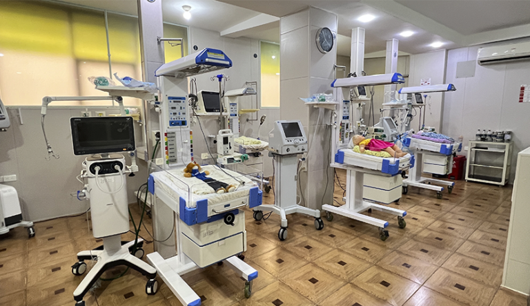 Imagen: área de Neonatología Hospital General Reina del Cisne