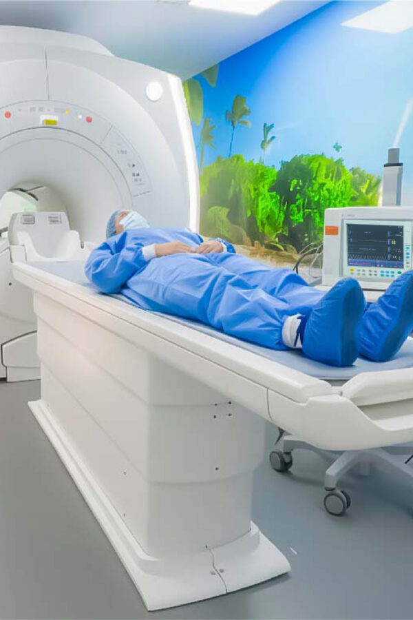 Imagen: Área de Resonancia Magnética con IA del Hospital General Reina del Cisne